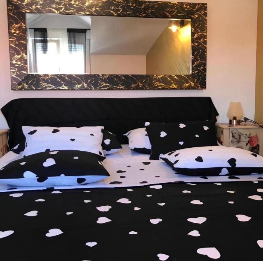 Villa Marica Trogir Eksteriør billede